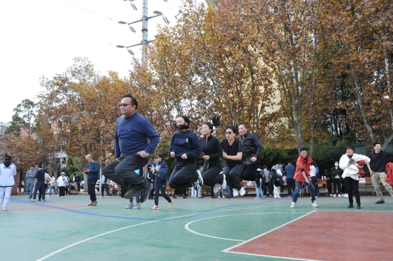 十大买球官方网站第39届运动会教职工风采组图（二）