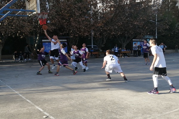 篮球赛1.JPG
